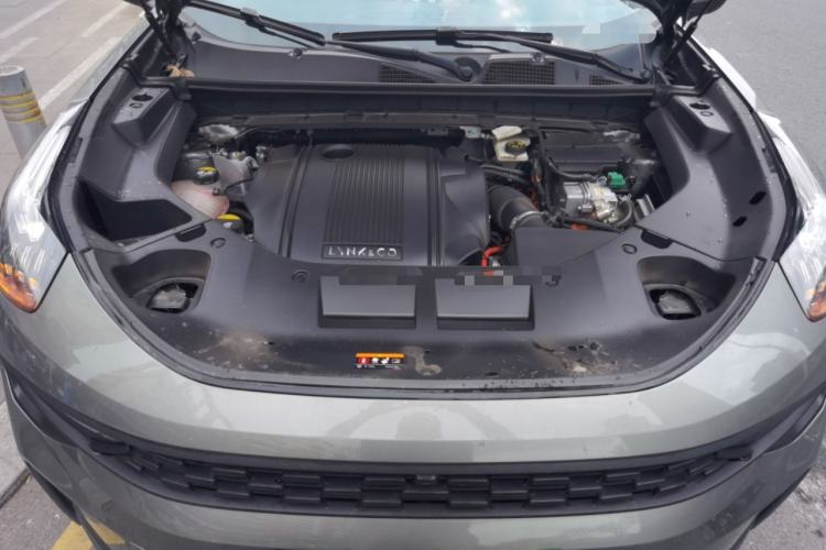 Used Lynk & Co 01 EM-P 2022 1.5TD PHEV Plus Engine Bay