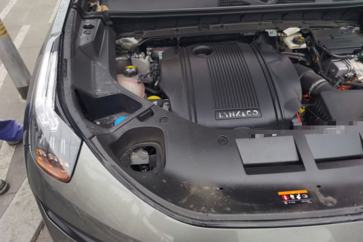 Used Lynk & Co 01 EM-P 2022 1.5TD PHEV Plus Engine Bay Right