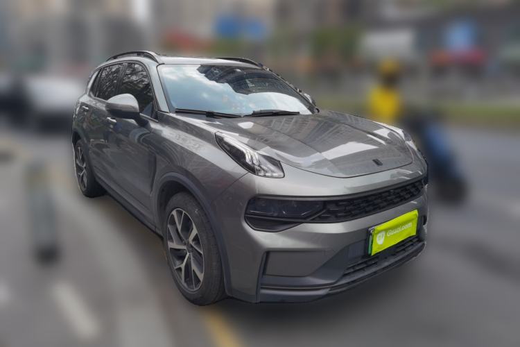 Used Lynk & Co 01 EM-P 2022 1.5TD PHEV Plus Front Right 45 Deg