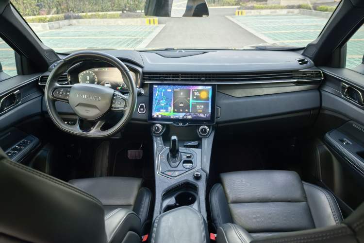 Used Lynk & Co 01 EM-P 2022 1.5TD PHEV Plus Interior 3