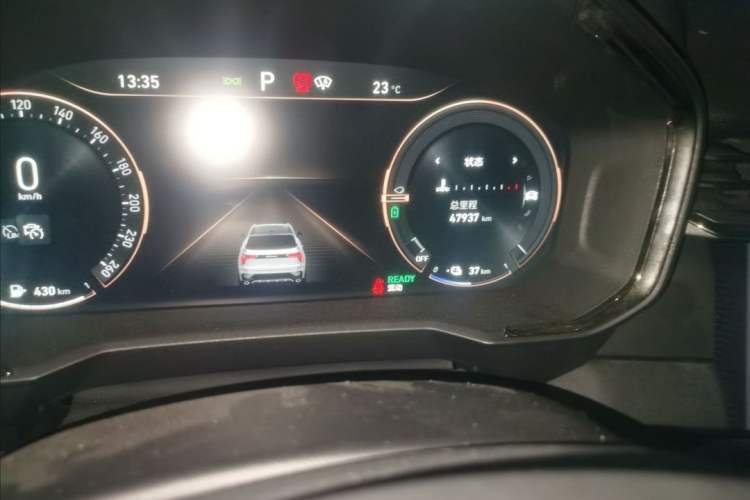 Used Lynk & Co 01 EM-P 2022 1.5TD PHEV Plus Odometer Close Up