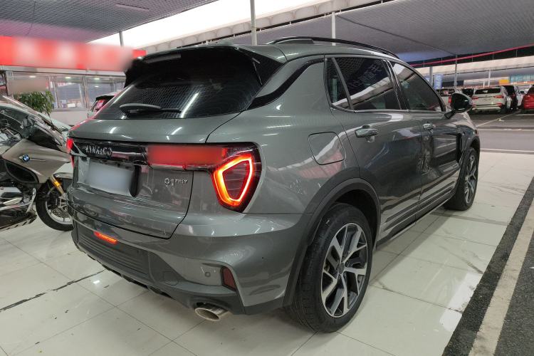 Used Lynk & Co 01 EM-P 2022 1.5TD PHEV Plus Rear Right 45 Deg