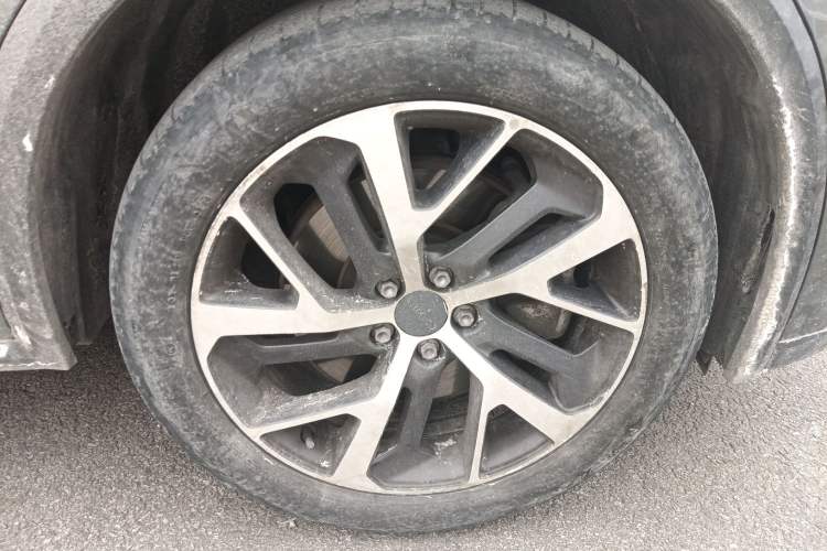 Used Lynk & Co 01 EM-P 2022 1.5TD PHEV Plus Right Front Wheel Hub