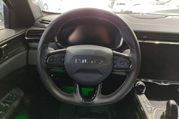Used Lynk & Co 01 EM-P 2022 1.5TD PHEV Plus Steering Wheel