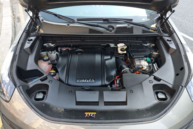 Used Lynk & Co 01 EM-P 2022 1.5TD PHEV Plus Engine Bay