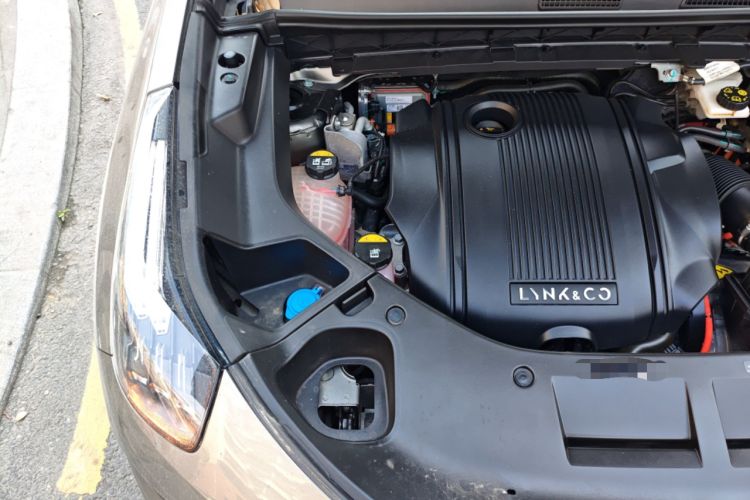 Used Lynk & Co 01 EM-P 2022 1.5TD PHEV Plus Engine Bay Right