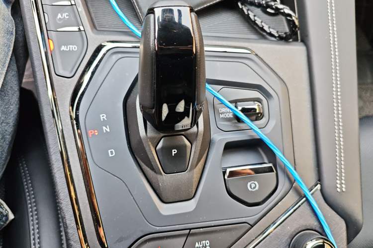Used Lynk & Co 01 EM-P 2022 1.5TD PHEV Plus Gear Lever