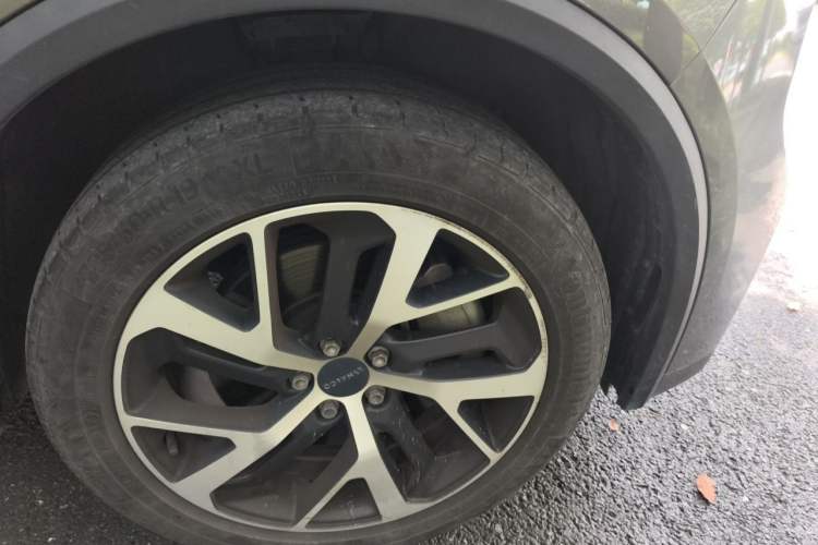 Used Lynk & Co 01 EM-P 2022 1.5TD PHEV Plus Right Front Wheel Hub