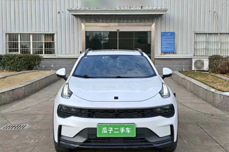 Used Lynk & Co 01 EM-P 2022 1.5TD PHEV Plus Exterior 1