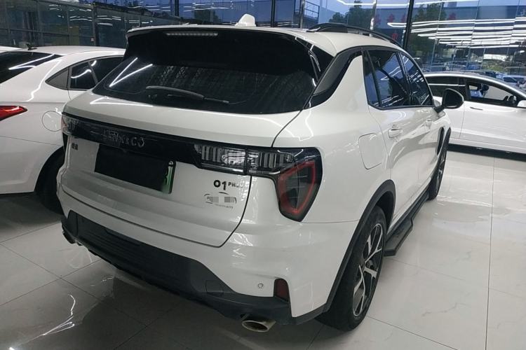 Used Lynk & Co 01 EM-P 2022 1.5TD PHEV Plus Exterior 5