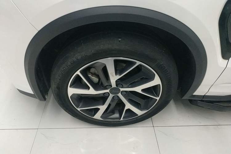 Used Lynk & Co 01 EM-P 2022 1.5TD PHEV Plus Exterior 7