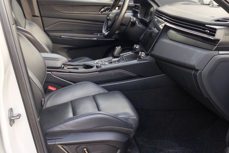 Used Lynk & Co 01 EM-P 2022 1.5TD PHEV Plus Interior 3