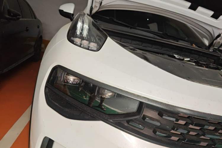 Used Lynk & Co 01 EM-P 2022 1.5TD PHEV Plus Right Front Headlight