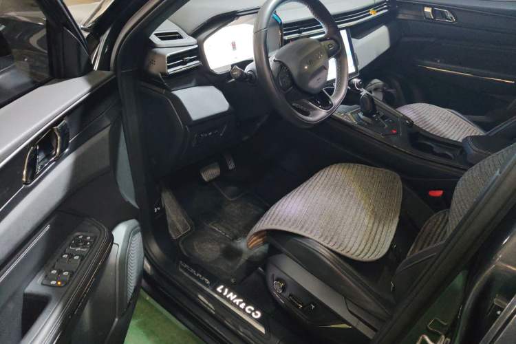Used Lynk & Co 01 EM-P 2023 1.5TD EM-P PM Driver Seat