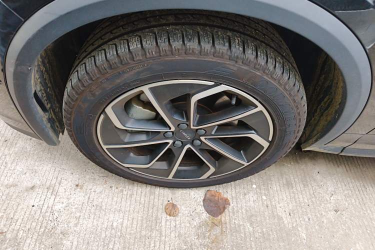 Used Lynk & Co 01 EM-P 2023 1.5TD EM-P PM Left Front Wheel Hub