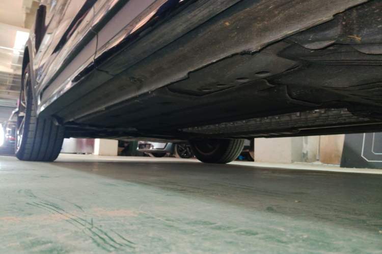 Used Lynk & Co 01 EM-P 2023 1.5TD EM-P PM Left Side Sill