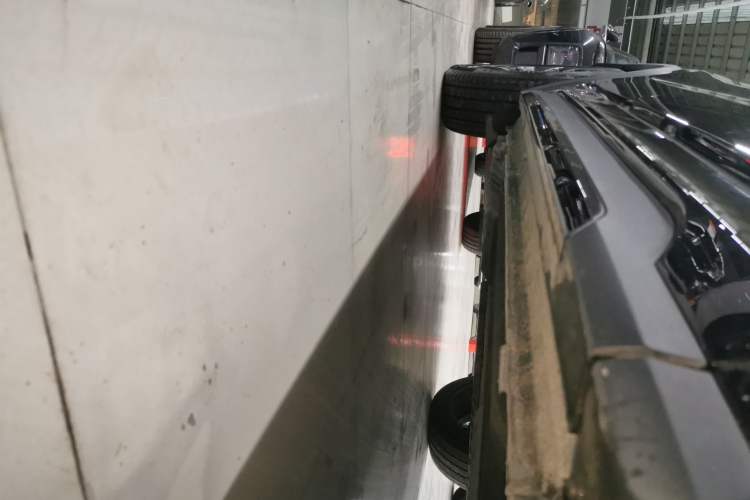 Used Lynk & Co 01 EM-P 2023 1.5TD EM-P PM Right Side Sill