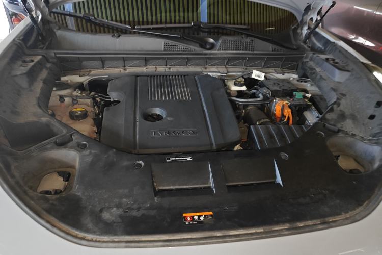 Used Lynk & Co 01 EM-P 2023 1.5TD EM-P AM Engine Bay