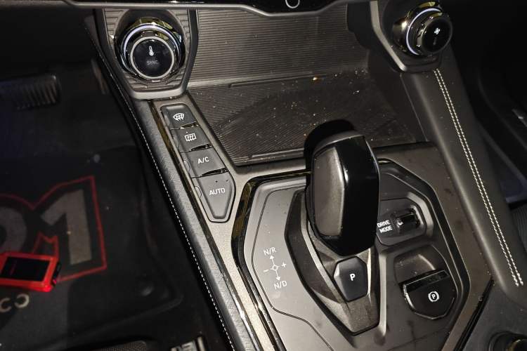 Used Lynk & Co 01 EM-P 2023 1.5TD EM-P AM Interior 1