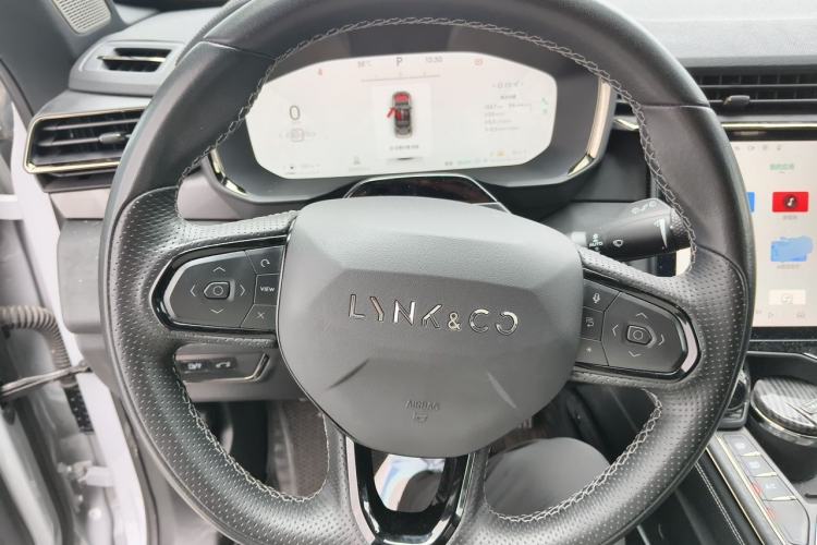 Used Lynk & Co 01 EM-P 2023 1.5TD EM-P PM Steering Wheel