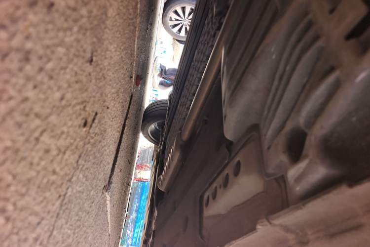 Used Lynk & Co 01 EM-P 2023 1.5TD EM-P PM Chassis Rear Right