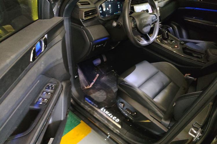 Used Lynk & Co 01 EM-P 2023 1.5TD EM-P PM Driver Seat