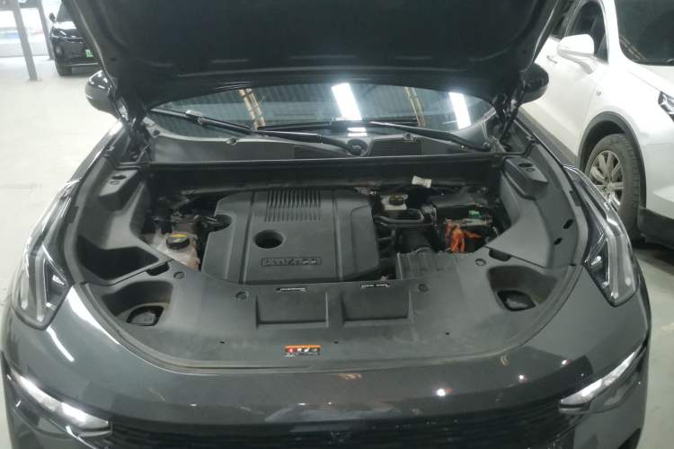 Used Lynk & Co 01 EM-P 2023 1.5TD EM-P AM Engine Bay