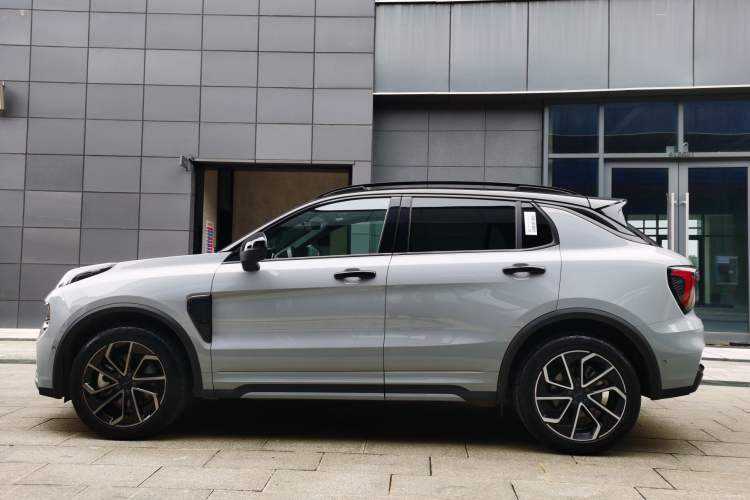 Used Lynk & Co 01 EM-P 2023 1.5TD EM-P Dawn Edition Exterior 2