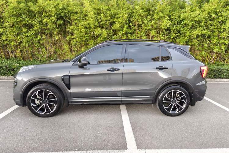 Used Lynk & Co 01 EM-P 2023 1.5TD EM-P PM Exterior 3