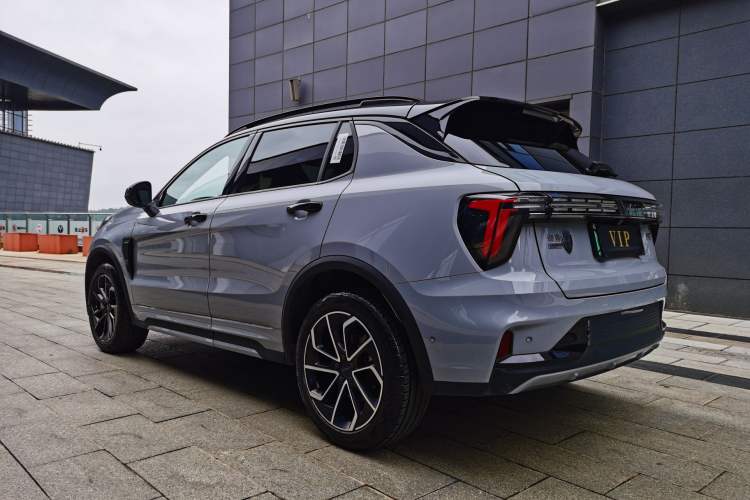 Used Lynk & Co 01 EM-P 2023 1.5TD EM-P Dawn Edition Exterior 3