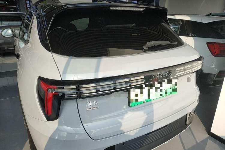 Used Lynk & Co 01 EM-P 2023 1.5TD EM-P Dawn Edition Exterior 4