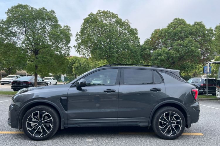 Used Lynk & Co 01 EM-P 2023 1.5TD EM-P AM Exterior 4