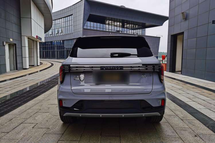 Used Lynk & Co 01 EM-P 2023 1.5TD EM-P Dawn Edition Exterior 4