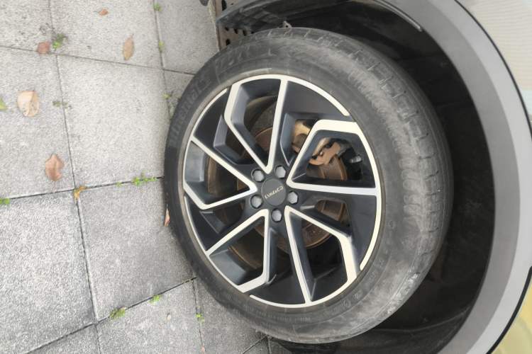Used Lynk & Co 01 EM-P 2023 1.5TD EM-P PM Exterior 5