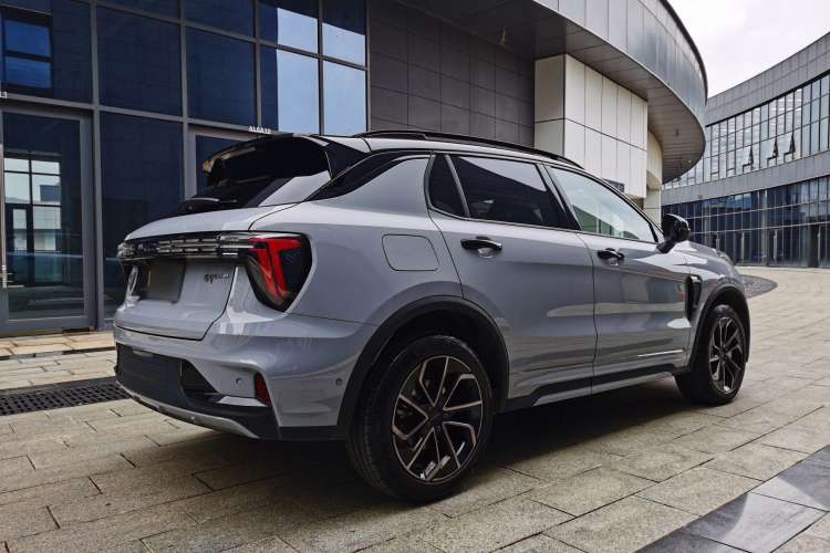 Used Lynk & Co 01 EM-P 2023 1.5TD EM-P Dawn Edition Exterior 5