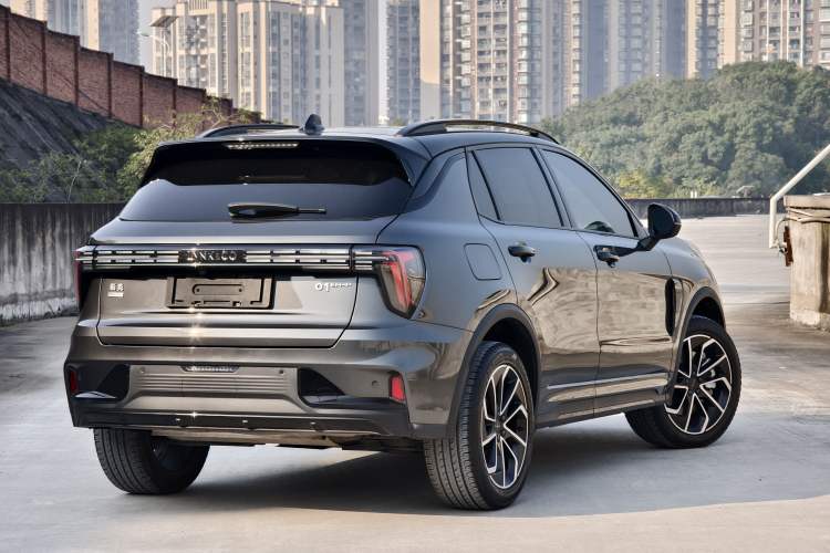 Used Lynk & Co 01 EM-P 2023 1.5TD EM-P PM Exterior 6