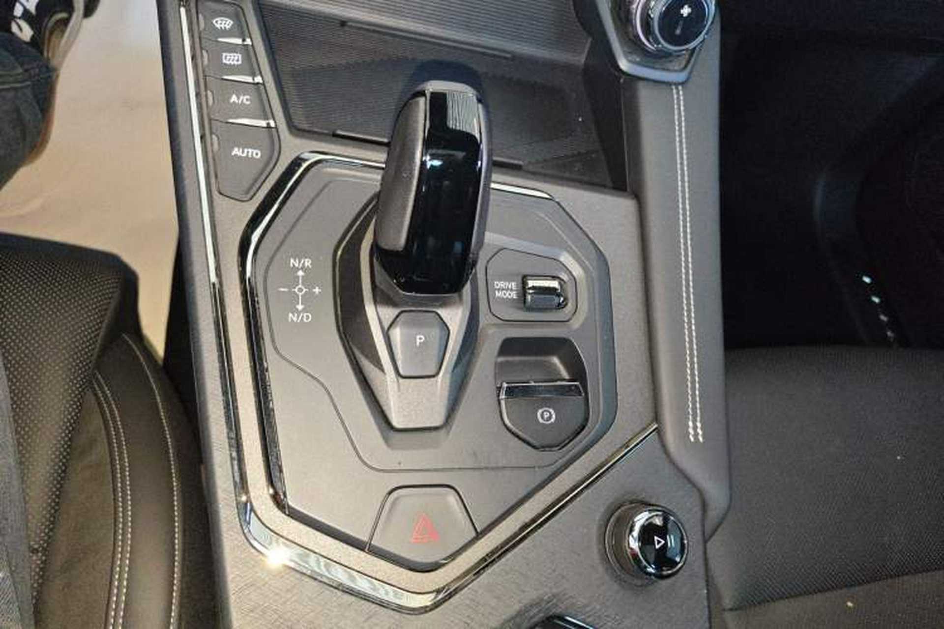 Used Lynk & Co 01 EM-P 2023 1.5TD EM-P PM Gear Lever