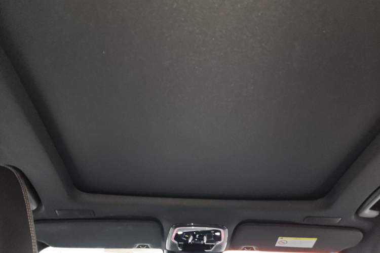 Used Lynk & Co 01 EM-P 2023 1.5TD EM-P Dawn Edition Headliner