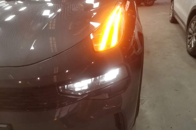 Used Lynk & Co 01 EM-P 2023 1.5TD EM-P AM Left Front Headlight