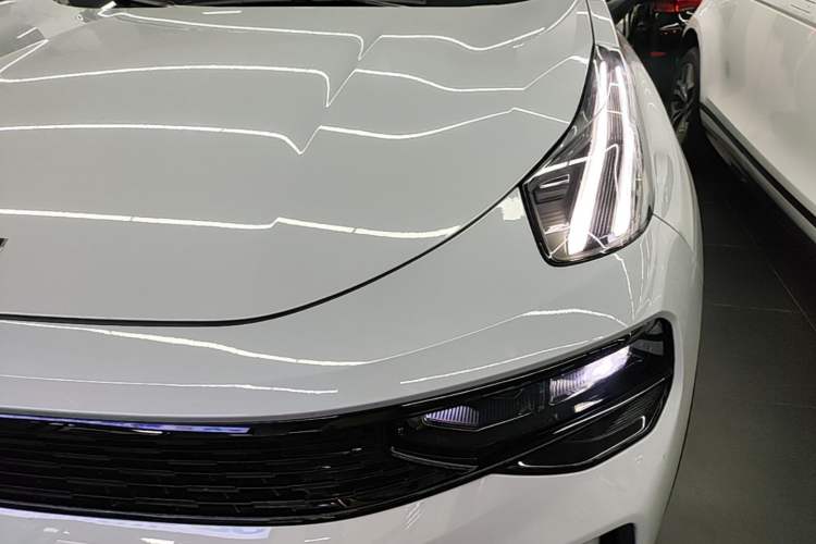 Used Lynk & Co 01 EM-P 2023 1.5TD EM-P Dawn Edition Left Front Headlight