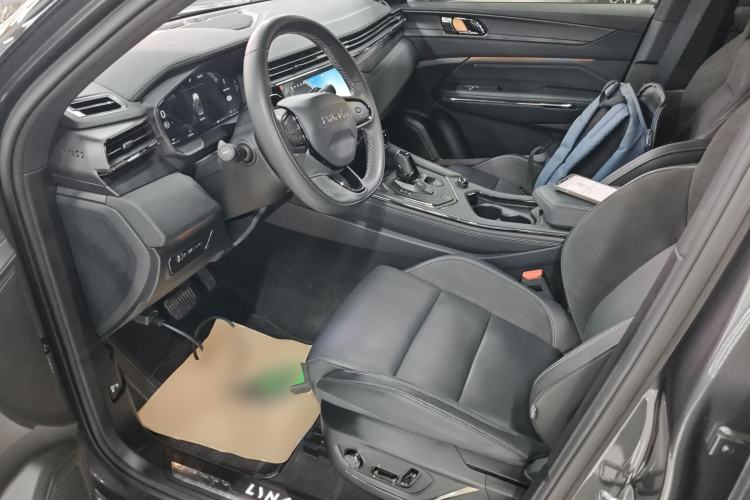 Used Lynk & Co 01 EM-P 2023 1.5TD EM-P Dawn Edition Left Front Seat