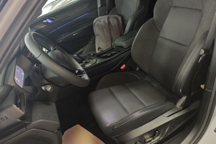 Used Lynk & Co 01 EM-P 2023 1.5TD EM-P Dawn Edition Left Front Seat