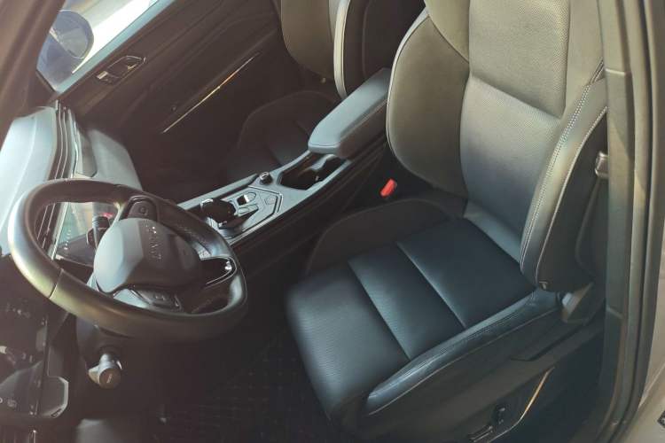 Used Lynk & Co 01 EM-P 2023 1.5TD EM-P PM Left Front Seat