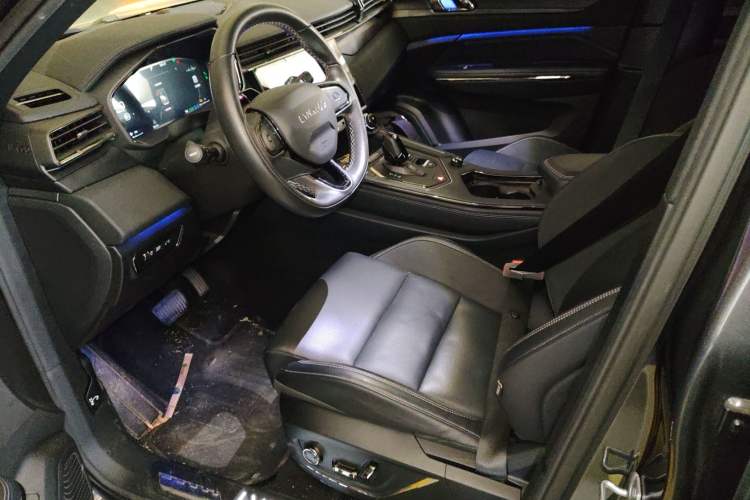 Used Lynk & Co 01 EM-P 2023 1.5TD EM-P PM Left Front Seat