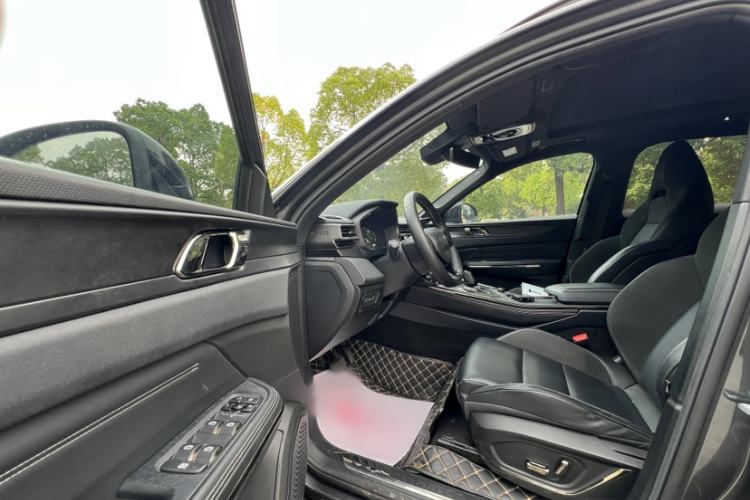 Used Lynk & Co 01 EM-P 2023 1.5TD EM-P AM Left Front Seat