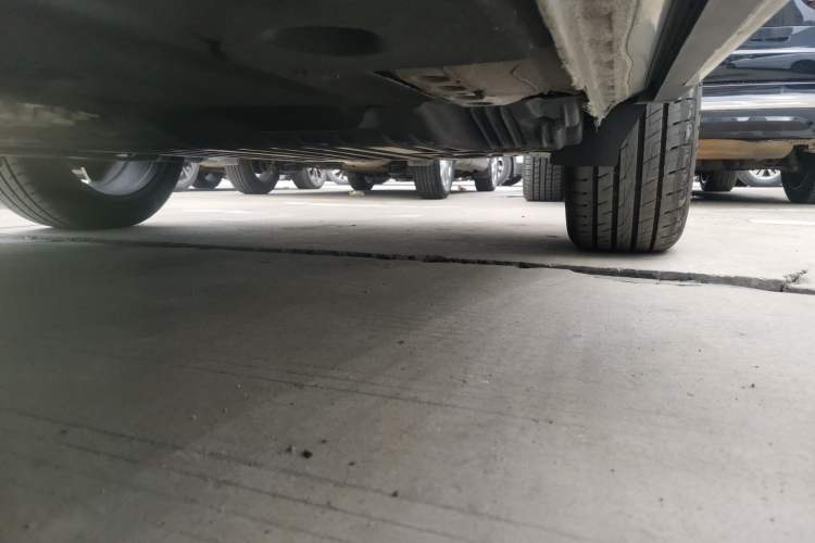 Used Lynk & Co 01 EM-P 2023 1.5TD EM-P PM Left Side Sill