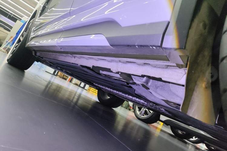 Used Lynk & Co 01 EM-P 2023 1.5TD EM-P Dawn Edition Left Side Sill