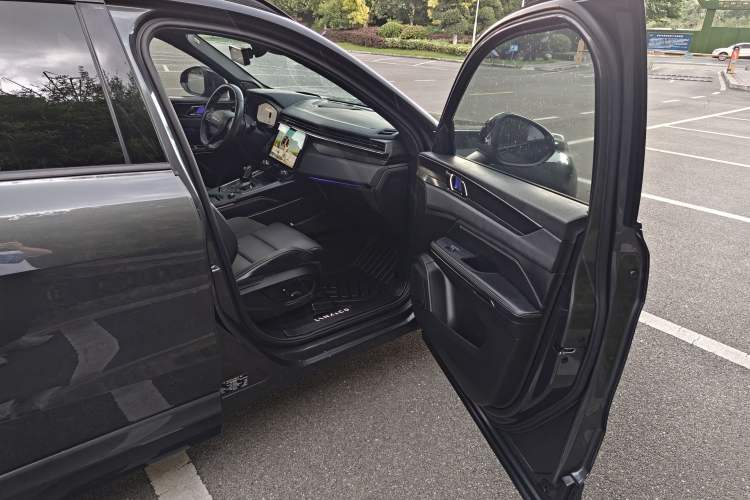 Used Lynk & Co 01 EM-P 2023 1.5TD EM-P PM Right Front Seat
