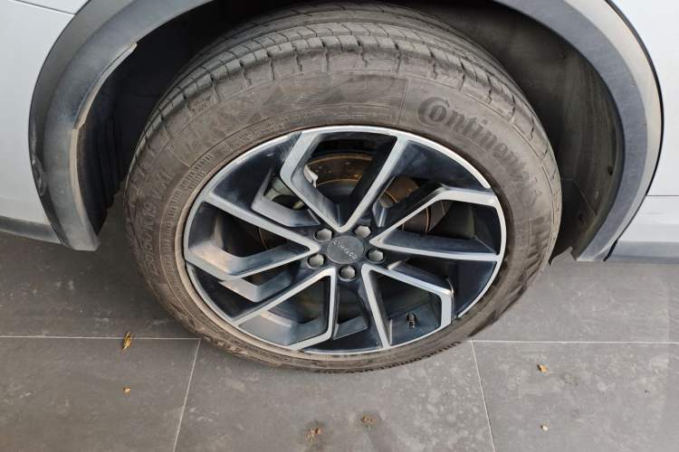 Used Lynk & Co 01 EM-P 2023 1.5TD EM-P PM Right Rear Wheel Hub