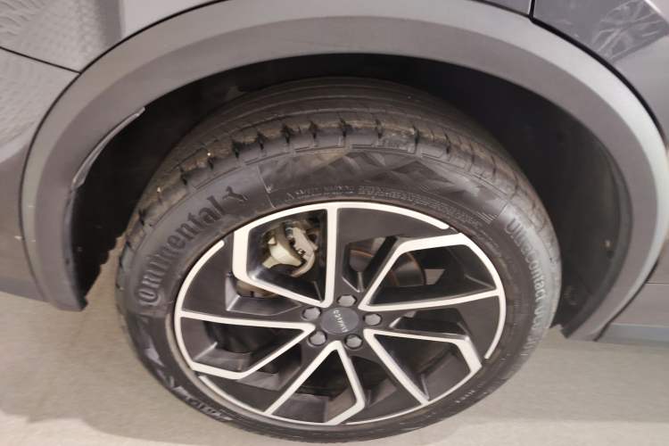 Used Lynk & Co 01 EM-P 2023 1.5TD EM-P PM Right Rear Wheel Hub